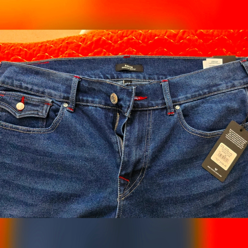 True Religion mens relaxed skinny jeans NWT